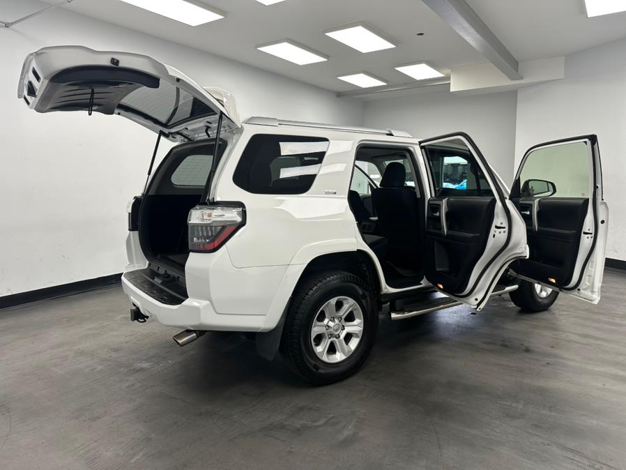 2016 Toyota 4Runner 4WD 4dr V6 SR5 (Natl), available for sale in Elizabeth, New Jersey | M Auto Group. Elizabeth, New Jersey 2016 Toyota 4Runner 4WD 4dr V6 SR5 (Natl), available for sale in Elizabeth, New Jersey | M Auto Group. Elizabeth, New Jersey