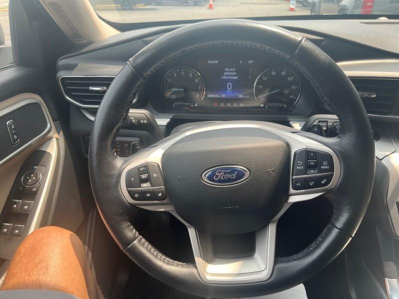 2020 Ford Explorer XLT 4WD, available for sale in Maple Shade, New Jersey | Car Revolution. Maple Shade, New Jersey 2020 Ford Explorer XLT 4WD, available for sale in Maple Shade, New Jersey | Car Revolution. Maple Shade, New Jersey