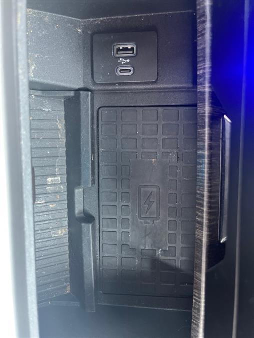 2020 Ford Super Duty F-350 Srw LARIAT CREW CAB 8 BOX, available for sale in Maple Shade, New Jersey | Car Revolution. Maple Shade, New Jersey 2020 Ford Super Duty F-350 Srw LARIAT CREW CAB 8 BOX, available for sale in Maple Shade, New Jersey | Car Revolution. Maple Shade, New Jersey