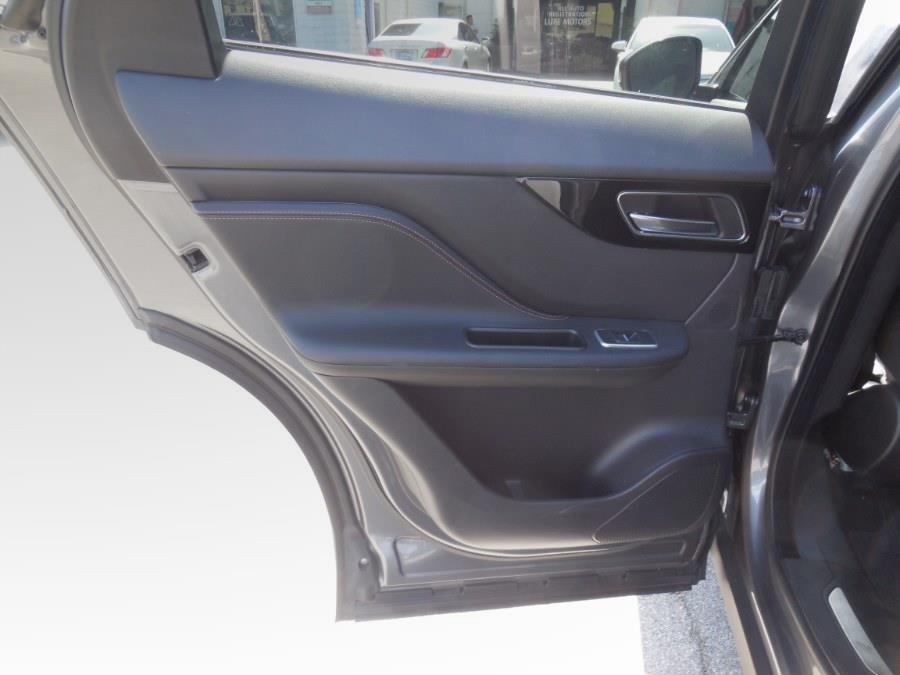 2019 Jaguar F-PACE 20d Prestige AWD, available for sale in Hawaiian Gardens, California | Luxe Motors. Hawaiian Gardens, California 2019 Jaguar F-PACE 20d Prestige AWD, available for sale in Hawaiian Gardens, California | Luxe Motors. Hawaiian Gardens, California