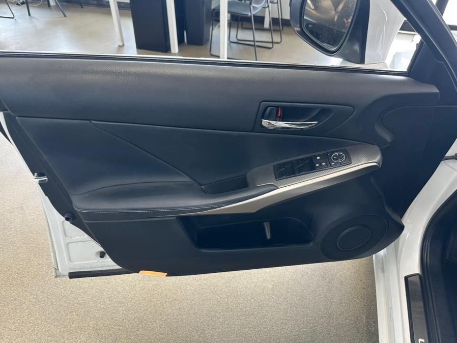 2016 Lexus IS 300 F SPORT 4dr Sdn AWD, available for sale in Inwood, New York | 5 Towns Drive. Inwood, New York 2016 Lexus IS 300 F SPORT 4dr Sdn AWD, available for sale in Inwood, New York | 5 Towns Drive. Inwood, New York