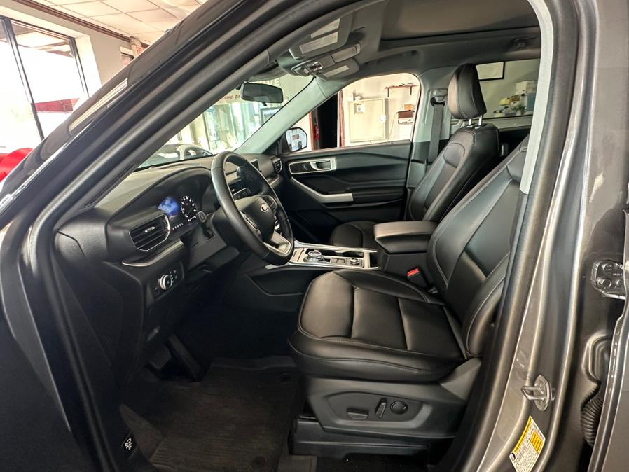 2022 Ford Explorer XLT 4WD, available for sale in Inwood, New York | 5 Towns Drive. Inwood, New York 2022 Ford Explorer XLT 4WD, available for sale in Inwood, New York | 5 Towns Drive. Inwood, New York