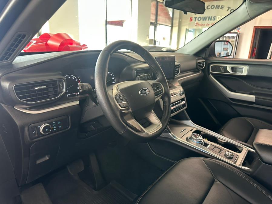 2022 Ford Explorer XLT 4WD, available for sale in Inwood, New York | 5 Towns Drive. Inwood, New York 2022 Ford Explorer XLT 4WD, available for sale in Inwood, New York | 5 Towns Drive. Inwood, New York