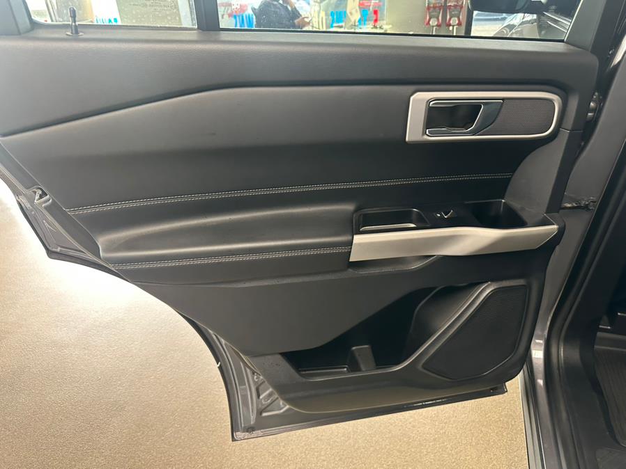 2022 Ford Explorer XLT 4WD, available for sale in Inwood, New York | 5 Towns Drive. Inwood, New York 2022 Ford Explorer XLT 4WD, available for sale in Inwood, New York | 5 Towns Drive. Inwood, New York