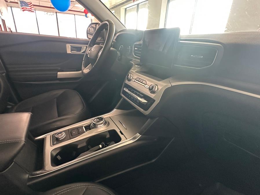 2022 Ford Explorer XLT 4WD, available for sale in Inwood, New York | 5 Towns Drive. Inwood, New York 2022 Ford Explorer XLT 4WD, available for sale in Inwood, New York | 5 Towns Drive. Inwood, New York
