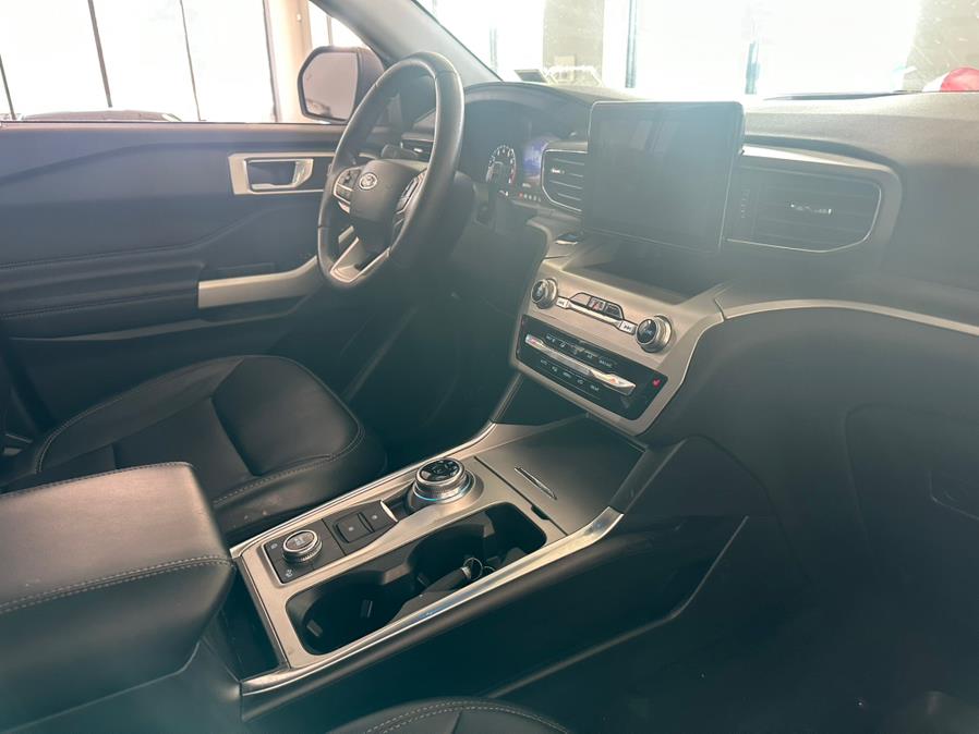 2022 Ford Explorer XLT 4WD, available for sale in Inwood, New York | 5 Towns Drive. Inwood, New York 2022 Ford Explorer XLT 4WD, available for sale in Inwood, New York | 5 Towns Drive. Inwood, New York