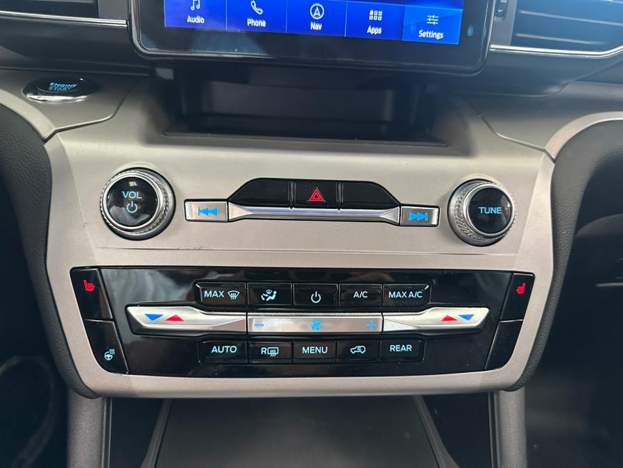 2022 Ford Explorer XLT 4WD, available for sale in Inwood, New York | 5 Towns Drive. Inwood, New York 2022 Ford Explorer XLT 4WD, available for sale in Inwood, New York | 5 Towns Drive. Inwood, New York