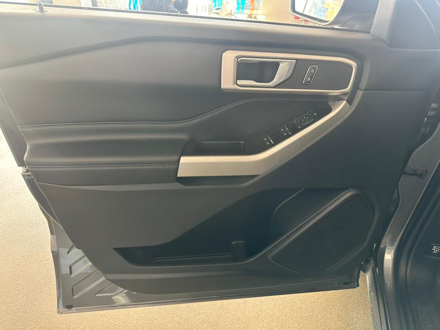2022 Ford Explorer XLT 4WD, available for sale in Inwood, New York | 5 Towns Drive. Inwood, New York 2022 Ford Explorer XLT 4WD, available for sale in Inwood, New York | 5 Towns Drive. Inwood, New York