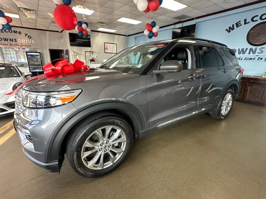 2022 Ford Explorer XLT 4WD, available for sale in Inwood, New York | 5 Towns Drive. Inwood, New York 2022 Ford Explorer XLT 4WD, available for sale in Inwood, New York | 5 Towns Drive. Inwood, New York
