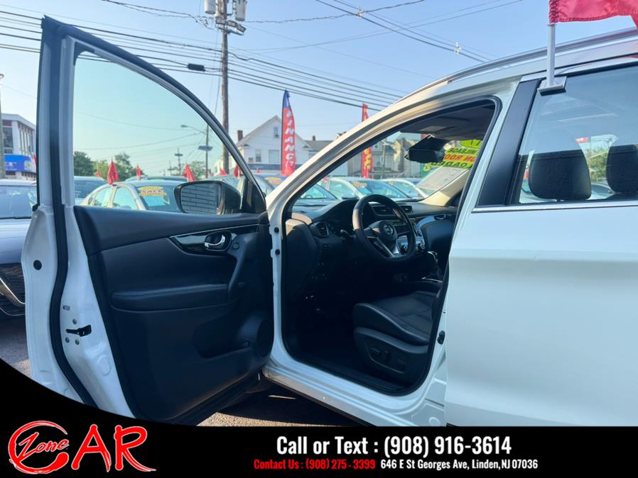 2017 Nissan Rogue Sport AWD SV, available for sale in Linden, New Jersey | Car Zone. Linden, New Jersey 2017 Nissan Rogue Sport AWD SV, available for sale in Linden, New Jersey | Car Zone. Linden, New Jersey