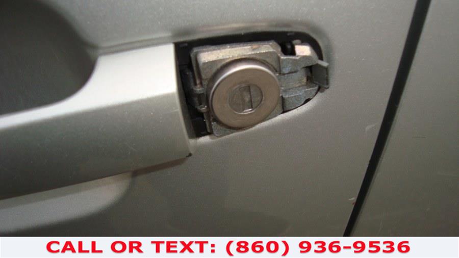 2006 Toyota Camry 4dr Sdn STD Manual (Natl), available for sale in Hartford, Connecticut | Lee Motors Sales Inc. Hartford, Connecticut 2006 Toyota Camry 4dr Sdn STD Manual (Natl), available for sale in Hartford, Connecticut | Lee Motors Sales Inc. Hartford, Connecticut
