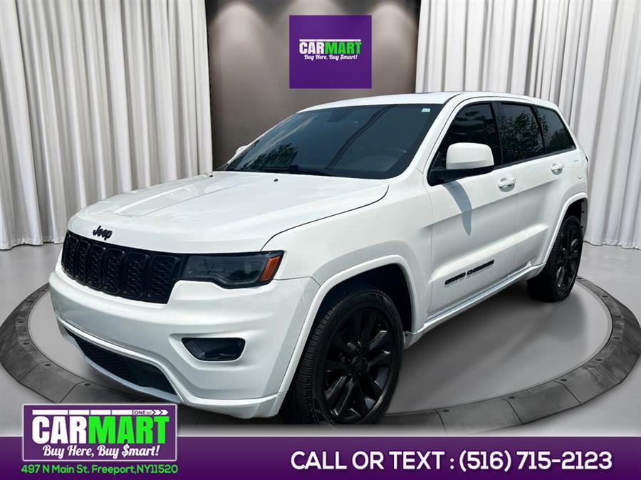 Used 2017 Jeep Grand Cherokee in Freeport, New York | Carmart One LLC. Freeport, New York