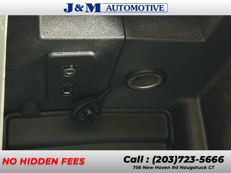 2012 Ford Fusion SE, available for sale in Naugatuck, Connecticut | J&M Automotive Sls&Svc LLC. Naugatuck, Connecticut 2012 Ford Fusion SE, available for sale in Naugatuck, Connecticut | J&M Automotive Sls&Svc LLC. Naugatuck, Connecticut