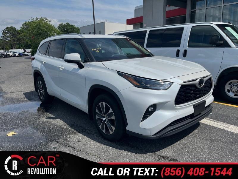 Used 2022 Toyota Highlander in Maple Shade, New Jersey | Car Revolution. Maple Shade, New Jersey