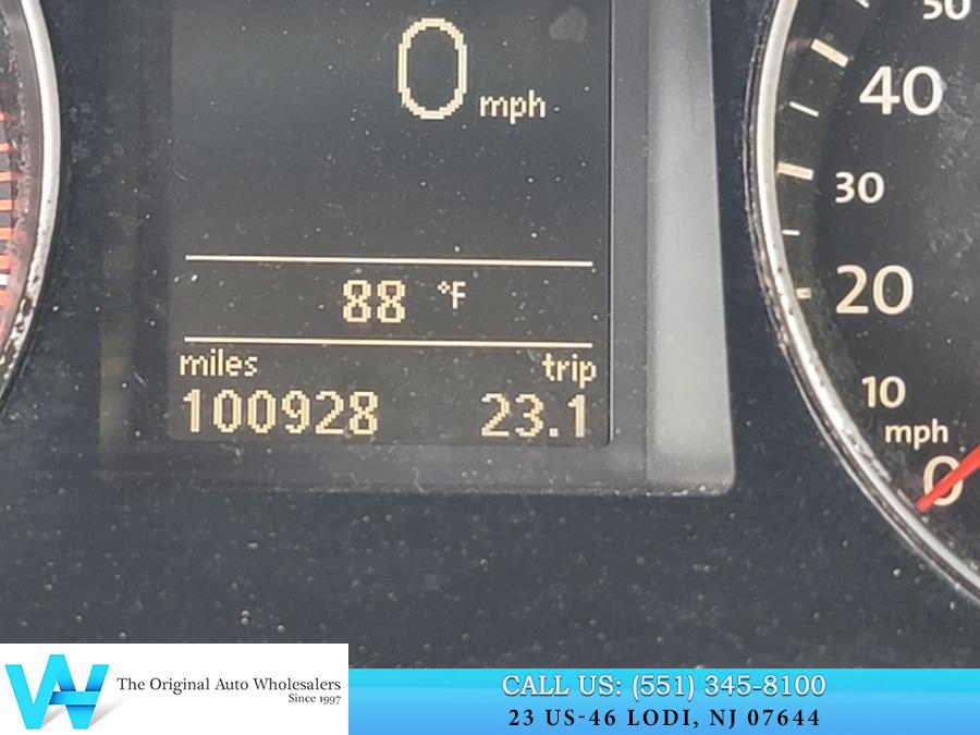 2010 Volkswagen Passat Sedan 4dr DSG Komfort FWD PZEV, available for sale in Lodi, New Jersey | AW Auto & Truck Wholesalers, Inc. Lodi, New Jersey 2010 Volkswagen Passat Sedan 4dr DSG Komfort FWD PZEV, available for sale in Lodi, New Jersey | AW Auto & Truck Wholesalers, Inc. Lodi, New Jersey