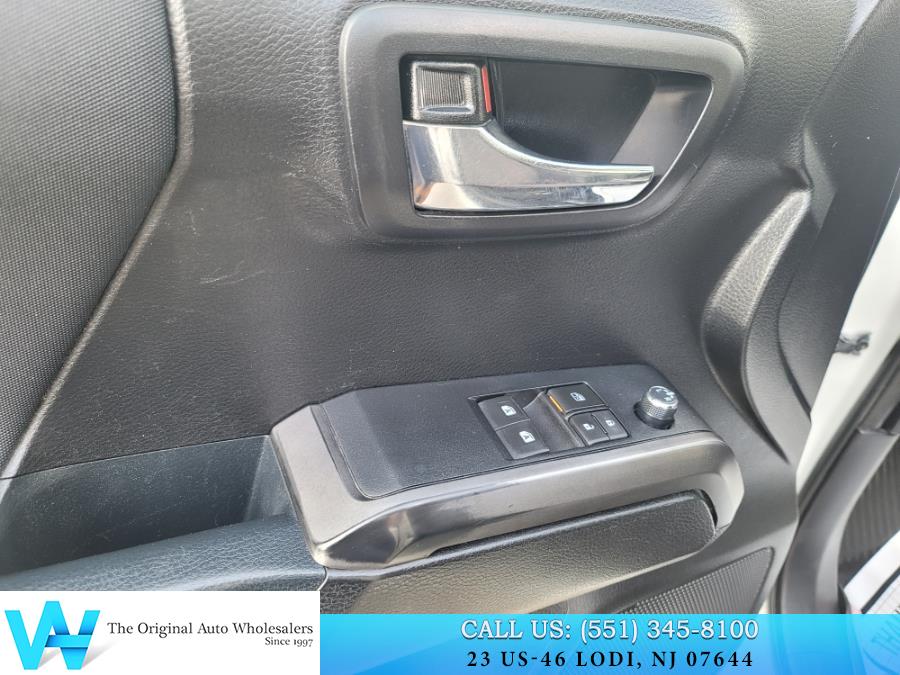 2017 Toyota Tacoma TRD Off Road Access Cab 6'' Bed V6 4x4 AT (Natl), available for sale in Lodi, New Jersey | AW Auto & Truck Wholesalers, Inc. Lodi, New Jersey 2017 Toyota Tacoma TRD Off Road Access Cab 6'' Bed V6 4x4 AT (Natl), available for sale in Lodi, New Jersey | AW Auto & Truck Wholesalers, Inc. Lodi, New Jersey