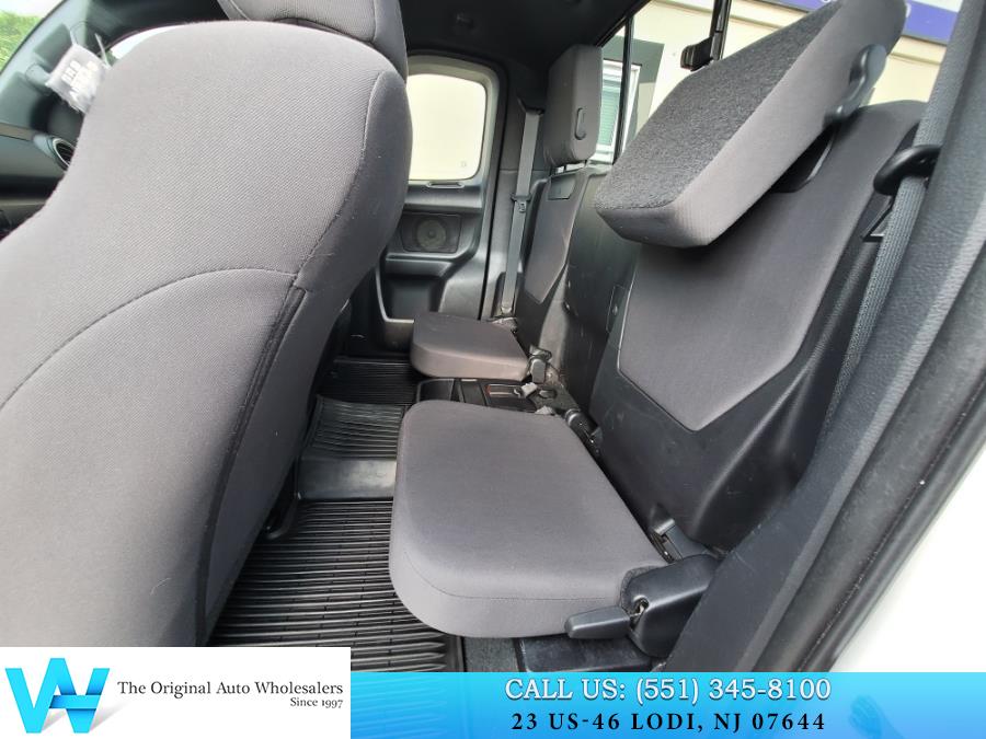 2017 Toyota Tacoma TRD Off Road Access Cab 6'' Bed V6 4x4 AT (Natl), available for sale in Lodi, New Jersey | AW Auto & Truck Wholesalers, Inc. Lodi, New Jersey 2017 Toyota Tacoma TRD Off Road Access Cab 6'' Bed V6 4x4 AT (Natl), available for sale in Lodi, New Jersey | AW Auto & Truck Wholesalers, Inc. Lodi, New Jersey
