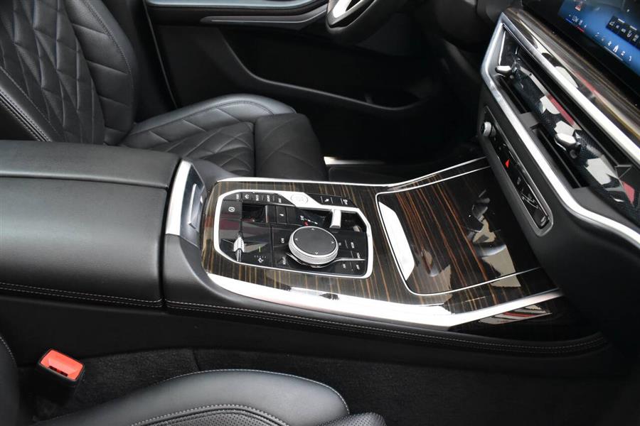2024 BMW X7 xDrive40i AWD 4dr Sports Activity Vehicle, available for sale in Great Neck, New York | Camy Cars. Great Neck, New York 2024 BMW X7 xDrive40i AWD 4dr Sports Activity Vehicle, available for sale in Great Neck, New York | Camy Cars. Great Neck, New York