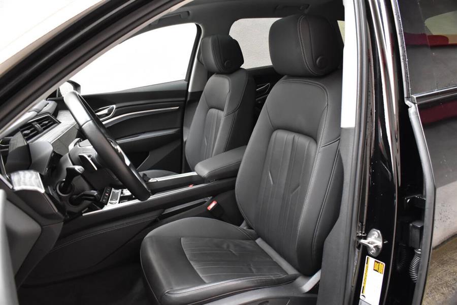2021 Audi E-tron quattro Premium AWD 4dr SUV, available for sale in Great Neck, New York | Camy Cars. Great Neck, New York 2021 Audi E-tron quattro Premium AWD 4dr SUV, available for sale in Great Neck, New York | Camy Cars. Great Neck, New York