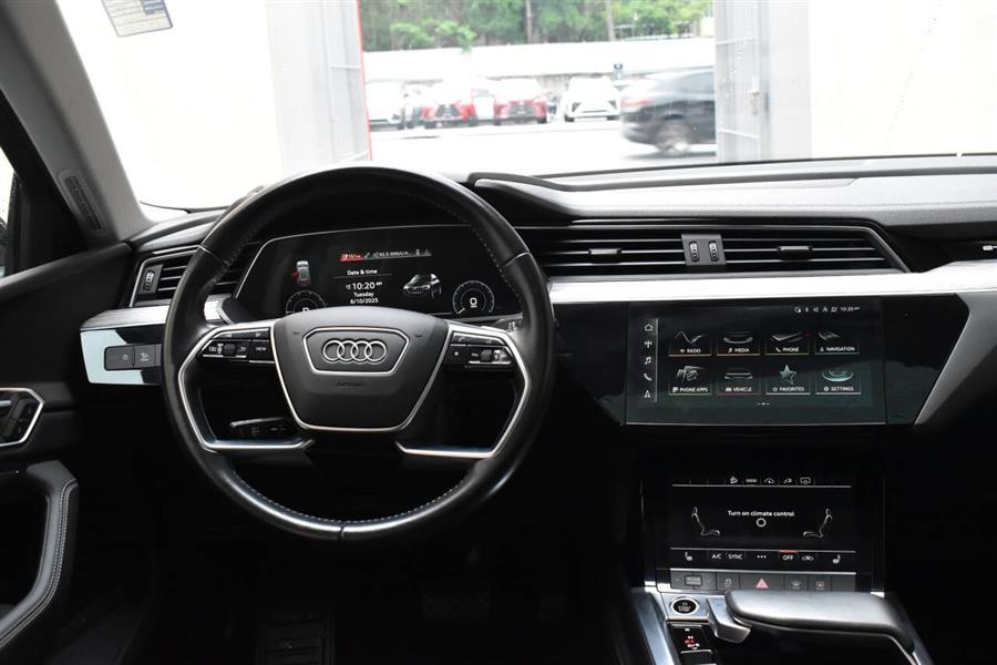 2021 Audi E-tron quattro Premium AWD 4dr SUV, available for sale in Great Neck, New York | Camy Cars. Great Neck, New York 2021 Audi E-tron quattro Premium AWD 4dr SUV, available for sale in Great Neck, New York | Camy Cars. Great Neck, New York