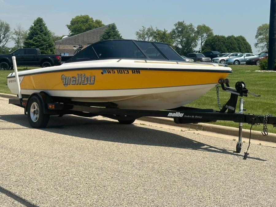 2002 Malibu Sportster LX Ski Boat, available for sale in Darien, Wisconsin | Geneva Motor Cars. Darien, Wisconsin 2002 Malibu Sportster LX Ski Boat, available for sale in Darien, Wisconsin | Geneva Motor Cars. Darien, Wisconsin