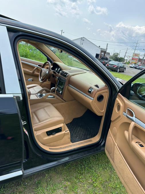 2009 Porsche Cayenne AWD 4dr Tiptronic, available for sale in Wallingford, Connecticut | Vertucci Automotive Inc. Wallingford, Connecticut 2009 Porsche Cayenne AWD 4dr Tiptronic, available for sale in Wallingford, Connecticut | Vertucci Automotive Inc. Wallingford, Connecticut
