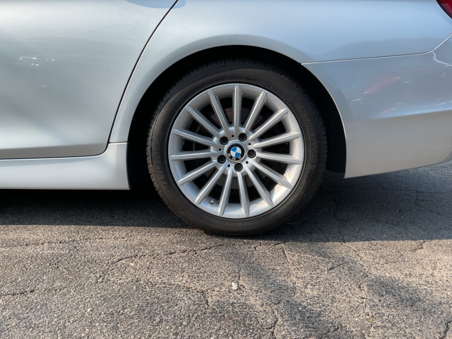 2013 BMW 5 Series 4dr Sdn 535i xDrive AWD, available for sale in Waterbury, Connecticut | Jim Juliani Motors. Waterbury, Connecticut 2013 BMW 5 Series 4dr Sdn 535i xDrive AWD, available for sale in Waterbury, Connecticut | Jim Juliani Motors. Waterbury, Connecticut