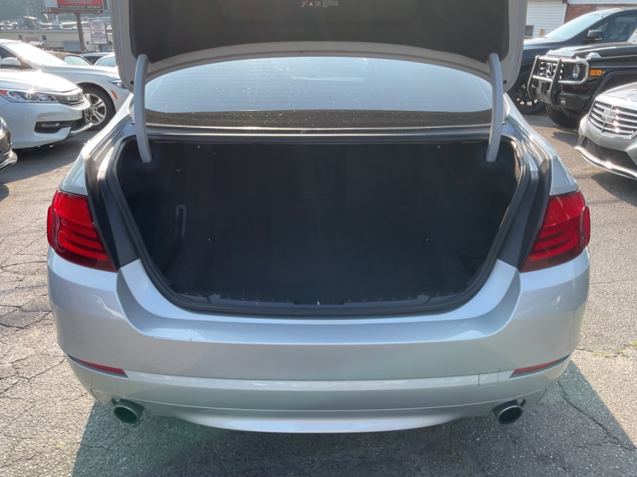 2013 BMW 5 Series 4dr Sdn 535i xDrive AWD, available for sale in Waterbury, Connecticut | Jim Juliani Motors. Waterbury, Connecticut 2013 BMW 5 Series 4dr Sdn 535i xDrive AWD, available for sale in Waterbury, Connecticut | Jim Juliani Motors. Waterbury, Connecticut