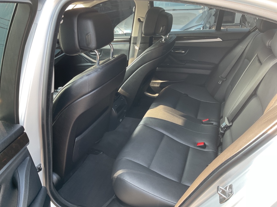 2013 BMW 5 Series 4dr Sdn 535i xDrive AWD, available for sale in Waterbury, Connecticut | Jim Juliani Motors. Waterbury, Connecticut 2013 BMW 5 Series 4dr Sdn 535i xDrive AWD, available for sale in Waterbury, Connecticut | Jim Juliani Motors. Waterbury, Connecticut