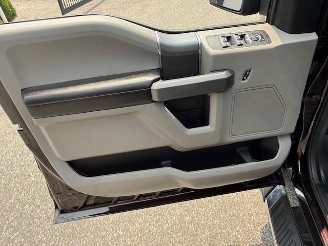 2018 Ford F-150 XLT 4WD LUXURY 5.5'' Box, available for sale in Huntington Station, New York | Huntington Auto Mall. Huntington Station, New York 2018 Ford F-150 XLT 4WD LUXURY 5.5'' Box, available for sale in Huntington Station, New York | Huntington Auto Mall. Huntington Station, New York