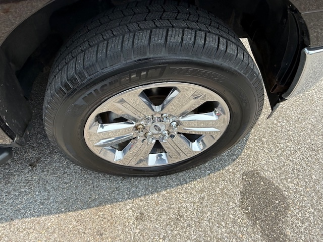 2018 Ford F-150 XLT 4WD LUXURY 5.5'' Box, available for sale in Huntington Station, New York | Huntington Auto Mall. Huntington Station, New York 2018 Ford F-150 XLT 4WD LUXURY 5.5'' Box, available for sale in Huntington Station, New York | Huntington Auto Mall. Huntington Station, New York