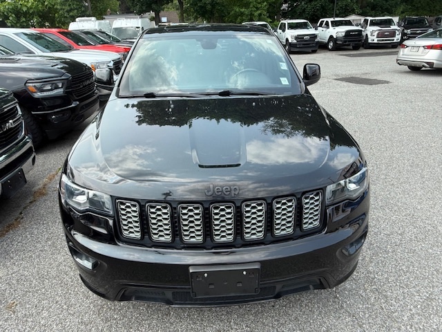 2019 Jeep Grand Cherokee Altitude 4x4, available for sale in Huntington Station, New York | Huntington Auto Mall. Huntington Station, New York 2019 Jeep Grand Cherokee Altitude 4x4, available for sale in Huntington Station, New York | Huntington Auto Mall. Huntington Station, New York