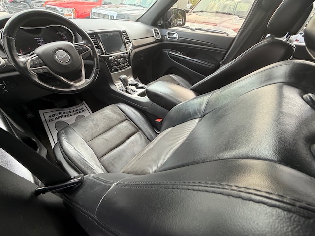 2019 Jeep Grand Cherokee Altitude 4x4, available for sale in Huntington Station, New York | Huntington Auto Mall. Huntington Station, New York 2019 Jeep Grand Cherokee Altitude 4x4, available for sale in Huntington Station, New York | Huntington Auto Mall. Huntington Station, New York