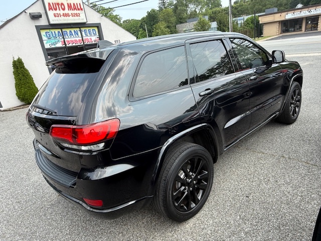2019 Jeep Grand Cherokee Altitude 4x4, available for sale in Huntington Station, New York | Huntington Auto Mall. Huntington Station, New York 2019 Jeep Grand Cherokee Altitude 4x4, available for sale in Huntington Station, New York | Huntington Auto Mall. Huntington Station, New York