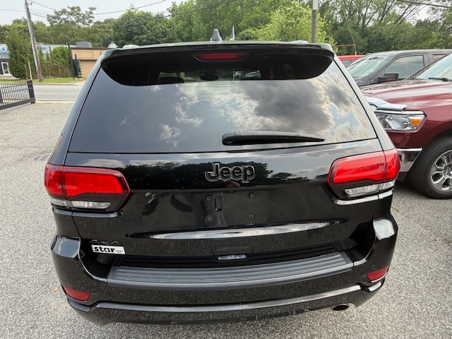 2019 Jeep Grand Cherokee Altitude 4x4, available for sale in Huntington Station, New York | Huntington Auto Mall. Huntington Station, New York 2019 Jeep Grand Cherokee Altitude 4x4, available for sale in Huntington Station, New York | Huntington Auto Mall. Huntington Station, New York