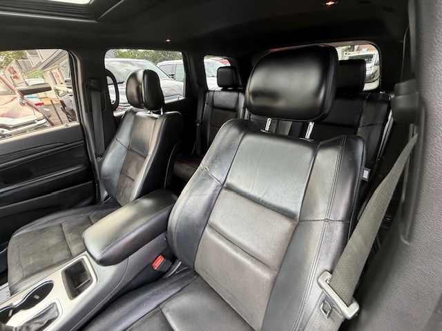 2019 Jeep Grand Cherokee Altitude 4x4, available for sale in Huntington Station, New York | Huntington Auto Mall. Huntington Station, New York 2019 Jeep Grand Cherokee Altitude 4x4, available for sale in Huntington Station, New York | Huntington Auto Mall. Huntington Station, New York