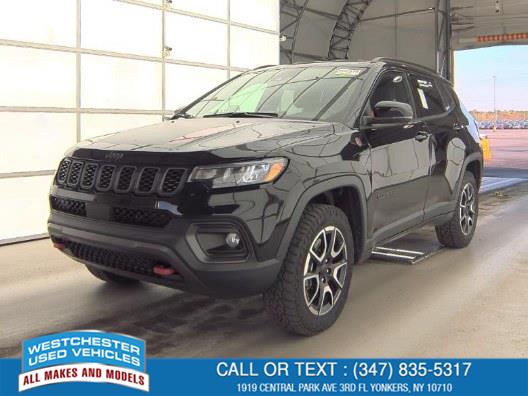 Used 2024 Jeep Compass in Yonkers, New York | Apex Westchester Used Vehicles. Yonkers, New York