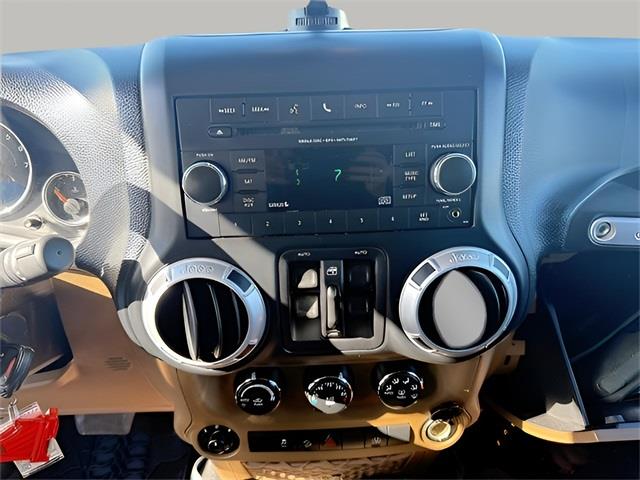 2013 Jeep Wrangler Unlimited Sahara, available for sale in Stratford, Connecticut | Wiz Leasing Inc. Stratford, Connecticut 2013 Jeep Wrangler Unlimited Sahara, available for sale in Stratford, Connecticut | Wiz Leasing Inc. Stratford, Connecticut