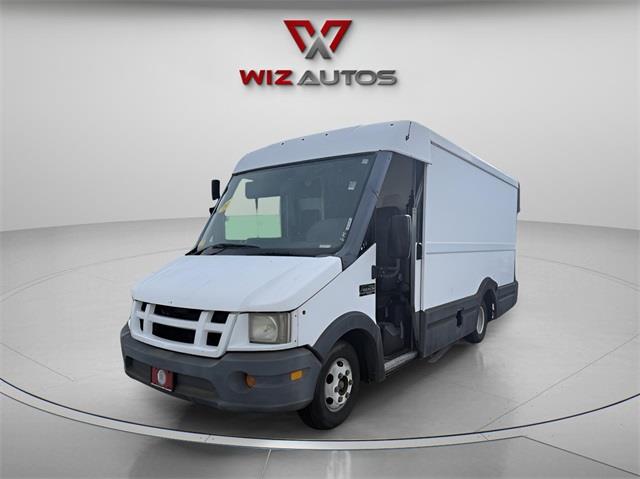2012 Isuzu Npr Parcel delivery, available for sale in Stratford, Connecticut | Wiz Leasing Inc. Stratford, Connecticut