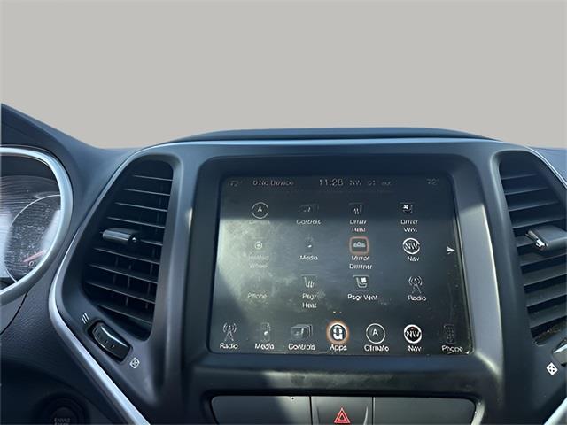 2017 Jeep Cherokee Trailhawk, available for sale in Stratford, Connecticut | Wiz Leasing Inc. Stratford, Connecticut 2017 Jeep Cherokee Trailhawk, available for sale in Stratford, Connecticut | Wiz Leasing Inc. Stratford, Connecticut