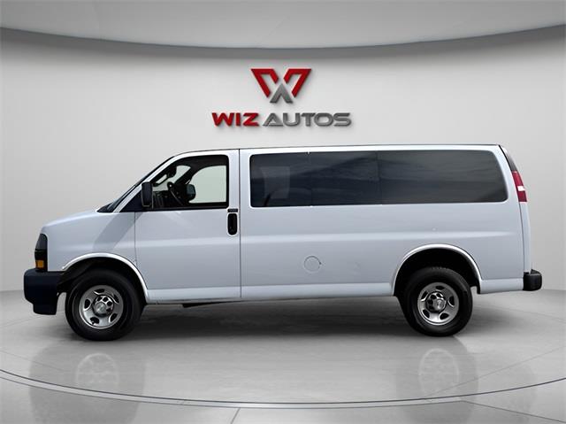2018 Chevrolet Express 3500 LS, available for sale in Stratford, Connecticut | Wiz Leasing Inc. Stratford, Connecticut 2018 Chevrolet Express 3500 LS, available for sale in Stratford, Connecticut | Wiz Leasing Inc. Stratford, Connecticut