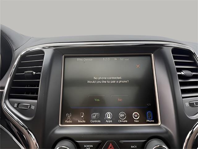 2014 Jeep Grand Cherokee Overland, available for sale in Stratford, Connecticut | Wiz Leasing Inc. Stratford, Connecticut 2014 Jeep Grand Cherokee Overland, available for sale in Stratford, Connecticut | Wiz Leasing Inc. Stratford, Connecticut
