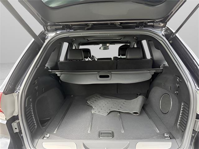 2014 Jeep Grand Cherokee Overland, available for sale in Stratford, Connecticut | Wiz Leasing Inc. Stratford, Connecticut 2014 Jeep Grand Cherokee Overland, available for sale in Stratford, Connecticut | Wiz Leasing Inc. Stratford, Connecticut