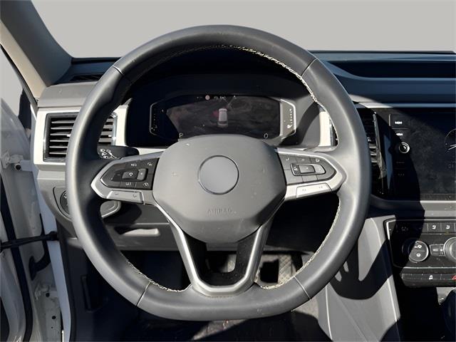 2021 Volkswagen Atlas SEL Premium, available for sale in Stratford, Connecticut | Wiz Leasing Inc. Stratford, Connecticut 2021 Volkswagen Atlas SEL Premium, available for sale in Stratford, Connecticut | Wiz Leasing Inc. Stratford, Connecticut