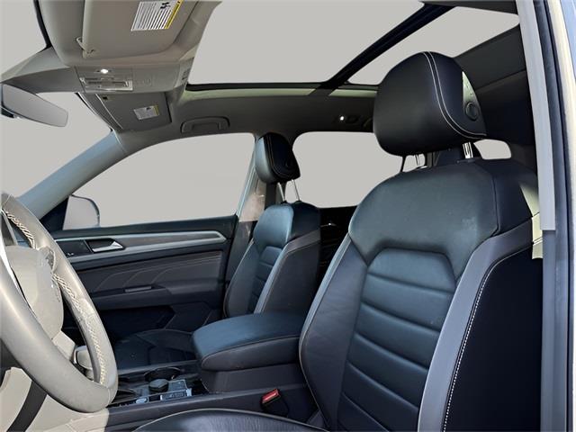 2021 Volkswagen Atlas SEL Premium, available for sale in Stratford, Connecticut | Wiz Leasing Inc. Stratford, Connecticut 2021 Volkswagen Atlas SEL Premium, available for sale in Stratford, Connecticut | Wiz Leasing Inc. Stratford, Connecticut