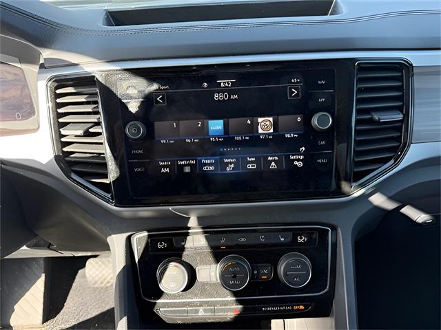 2021 Volkswagen Atlas SEL Premium, available for sale in Stratford, Connecticut | Wiz Leasing Inc. Stratford, Connecticut 2021 Volkswagen Atlas SEL Premium, available for sale in Stratford, Connecticut | Wiz Leasing Inc. Stratford, Connecticut