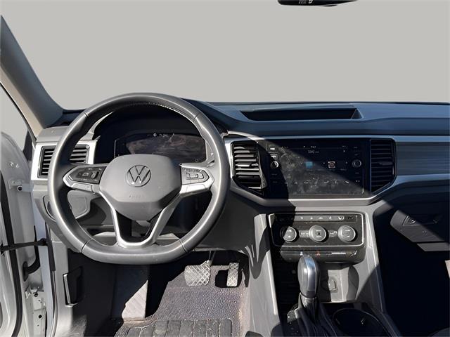 2021 Volkswagen Atlas SEL Premium, available for sale in Stratford, Connecticut | Wiz Leasing Inc. Stratford, Connecticut 2021 Volkswagen Atlas SEL Premium, available for sale in Stratford, Connecticut | Wiz Leasing Inc. Stratford, Connecticut