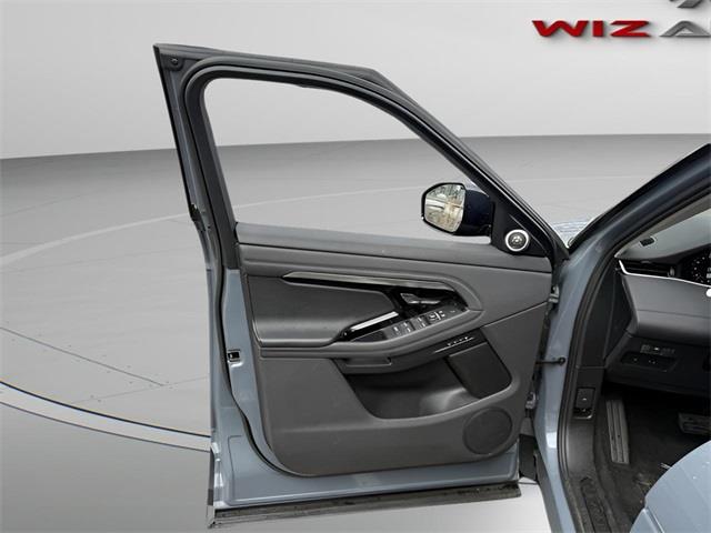 2022 Land Rover Range Rover Evoque SE, available for sale in Stratford, Connecticut | Wiz Leasing Inc. Stratford, Connecticut 2022 Land Rover Range Rover Evoque SE, available for sale in Stratford, Connecticut | Wiz Leasing Inc. Stratford, Connecticut