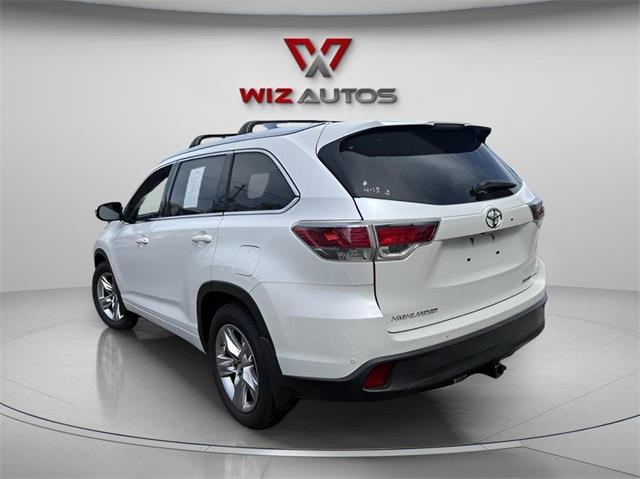 2016 Toyota Highlander Limited Platinum V6, available for sale in Stratford, Connecticut | Wiz Leasing Inc. Stratford, Connecticut 2016 Toyota Highlander Limited Platinum V6, available for sale in Stratford, Connecticut | Wiz Leasing Inc. Stratford, Connecticut