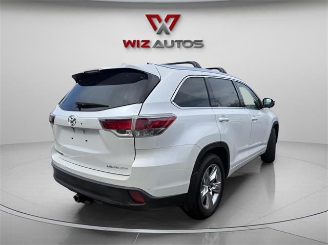 2016 Toyota Highlander Limited Platinum V6, available for sale in Stratford, Connecticut | Wiz Leasing Inc. Stratford, Connecticut 2016 Toyota Highlander Limited Platinum V6, available for sale in Stratford, Connecticut | Wiz Leasing Inc. Stratford, Connecticut